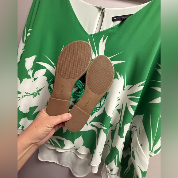 NWOT White House Black Market Green + White Tropical Paradise Blouse Women’s XL - Picture 11 of 12